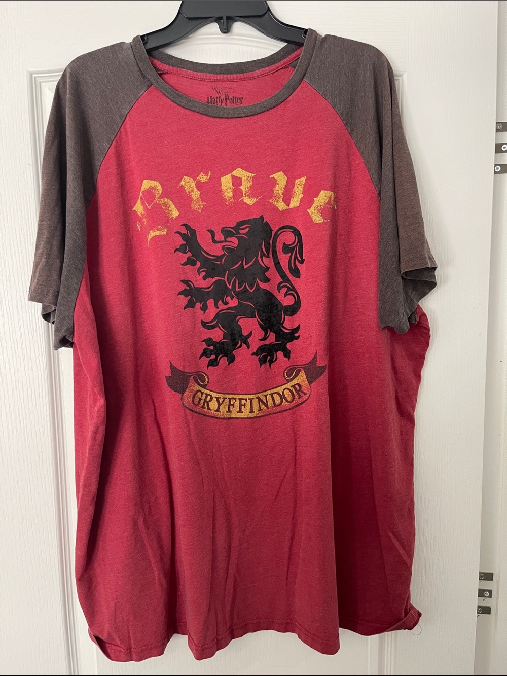 Warner Bros. Gryffindor Red and Brown Raglan Tee